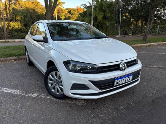 VOLKSWAGEN POLO 1.0 MPI TOTAL FLEX MANUAL VOLKSWAGEN POLO 1.0 MPI TOTAL FLEX MANUAL